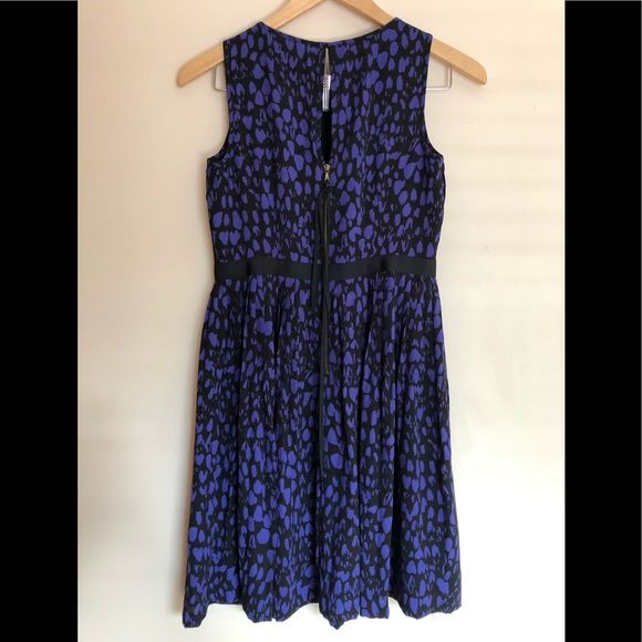 LOFT BLACK AND PURPLE PRINT SLEEVELESS DRESS👗Sz0P - Picture 4 of 12